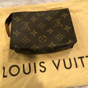 100% Authentic Louis Vuitton